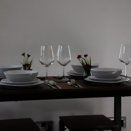Bv Apt 2 Bedroom At Holmfirth Perfect Views ハダーズフィールド エクステリア 写真