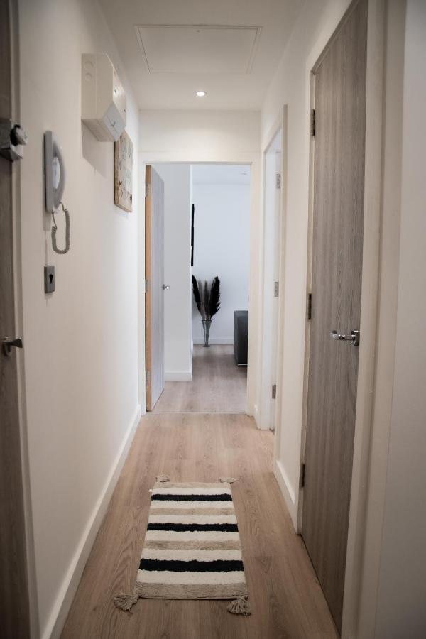 Bv Apt 2 Bedroom At Holmfirth Perfect Views ハダーズフィールド エクステリア 写真